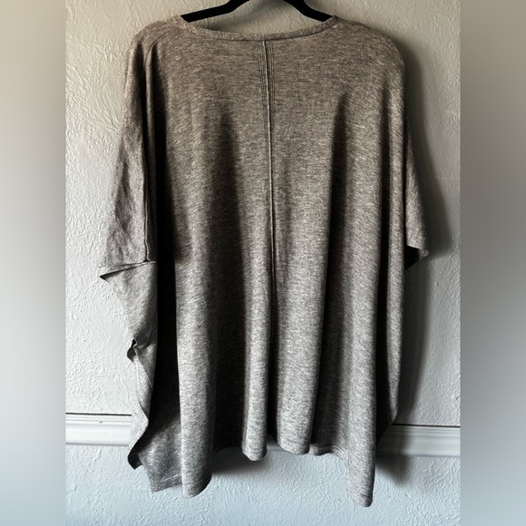 J. Jill | wool blend | poncho | sweater |lightweight | OSFM - Picture 6 of 10